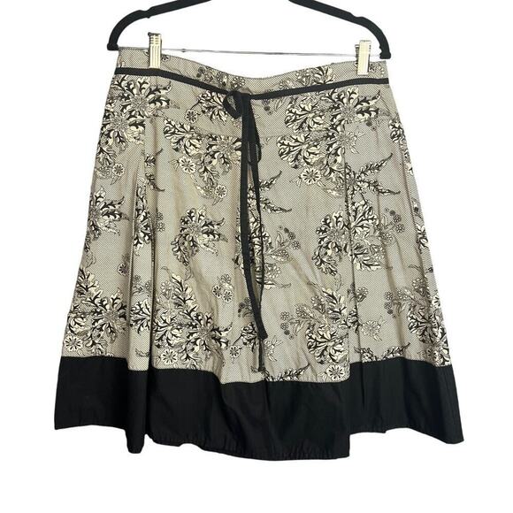 Zero Zero A Line Floral Skirt Size M - Picture 1 of 6